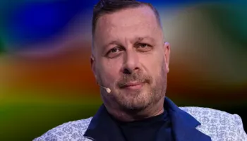 Videot intime të shpërndara në rrjet/ Reagon kompozitori: Jam i tronditur, videot m’i kanë…