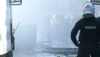 Vijon protesta e studentëve/ Policia shoqëron 9 persona, disa të lënduar në spital