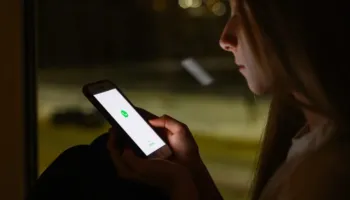 WhatsApp lançon kontrollin prindëror për adoleshentët, ja çfarë ndryshon në platformë
