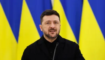 Zelensky paralajmëron sulme ndaj rafinerive ruse, mesazh i fortë për Putinin: Po humbasim kohë