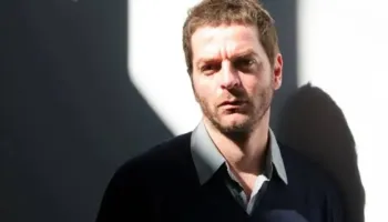 “Zëri i tretë”, një dialog mbi artin, kujtesën dhe rolin e intelektualit në shoqëri