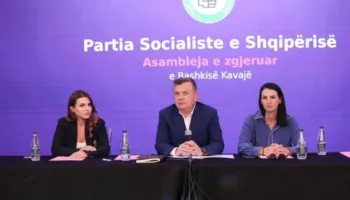 Zgjedhjet lokale, Balla mbledh Asamblenë e Zgjeruar të PS Kavajë dhe kërkon fitoren e Bashkisë: Kemi përgjegjësinë t’i japim kësaj bashkie një drejtim të ri
