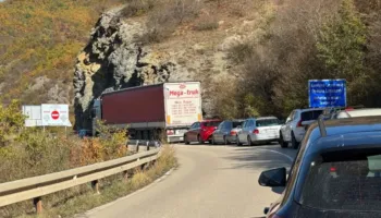 Zgjedhjet në Serbi, radhë kilometrike në disa pika kufitare