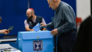 Zgjedhjet parlamentare në Izrael: Blloku i Netanyahut kryeson, por pa shumicë