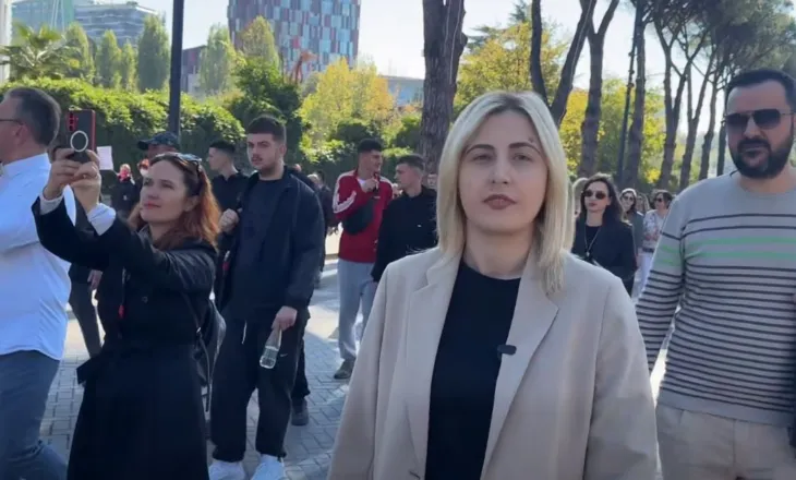 Zhupa: Rama kërcënon me burg të miturit pse protestojnë, ndërsa kërkon heqjen e burgut për korrupsionin