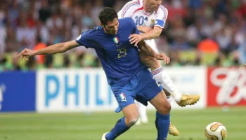 Zidane përballë Italisë për herë të parë që nga incidenti me Materazzi: S’është vetëm ai moment, Juventus i rëndësishëm për mua