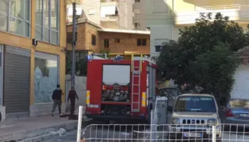 Zjarr në kabinën elektrike në Fier, lagjja “Apollonia” mbetet pa energji