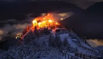 Zjarri përfshin ish-shtëpinë e Hitlerit “Eagle’s Nest”, në Gjermani