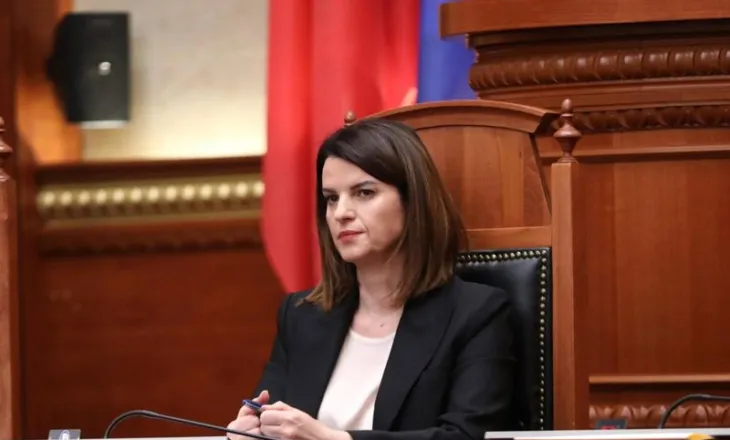 Zv/kryeministrja Albana Koçiu për protestën: Dhunë e orkestruar, të rinjtë po përdoren